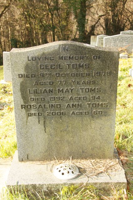 Toms, Cecil & Lilian May